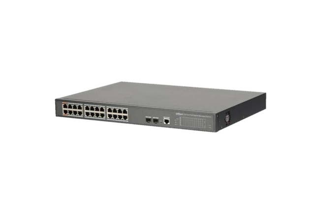 PoE switch 24-portar